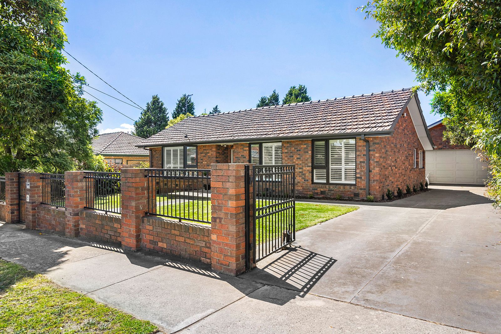 22 Broadhurst Avenue, Reservoir VIC 3073, Image 0