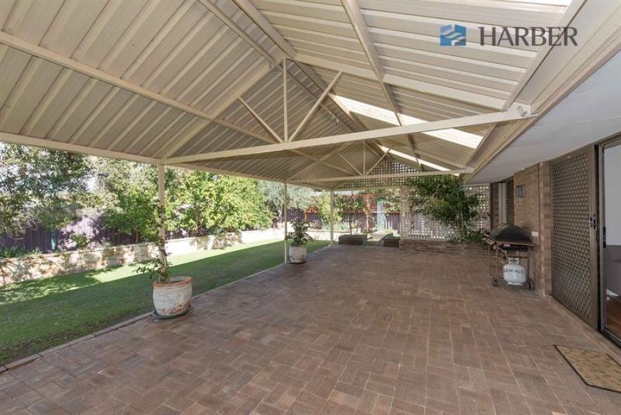 6 Woodford Wells Way, Kingsley WA 6026, Image 1