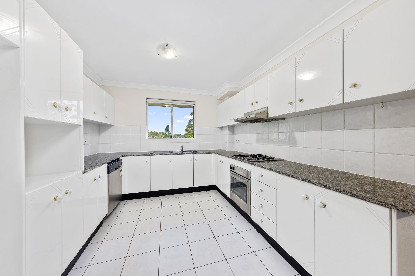 12/1-3 Concord Place, Gladesville NSW 2111, Image 2