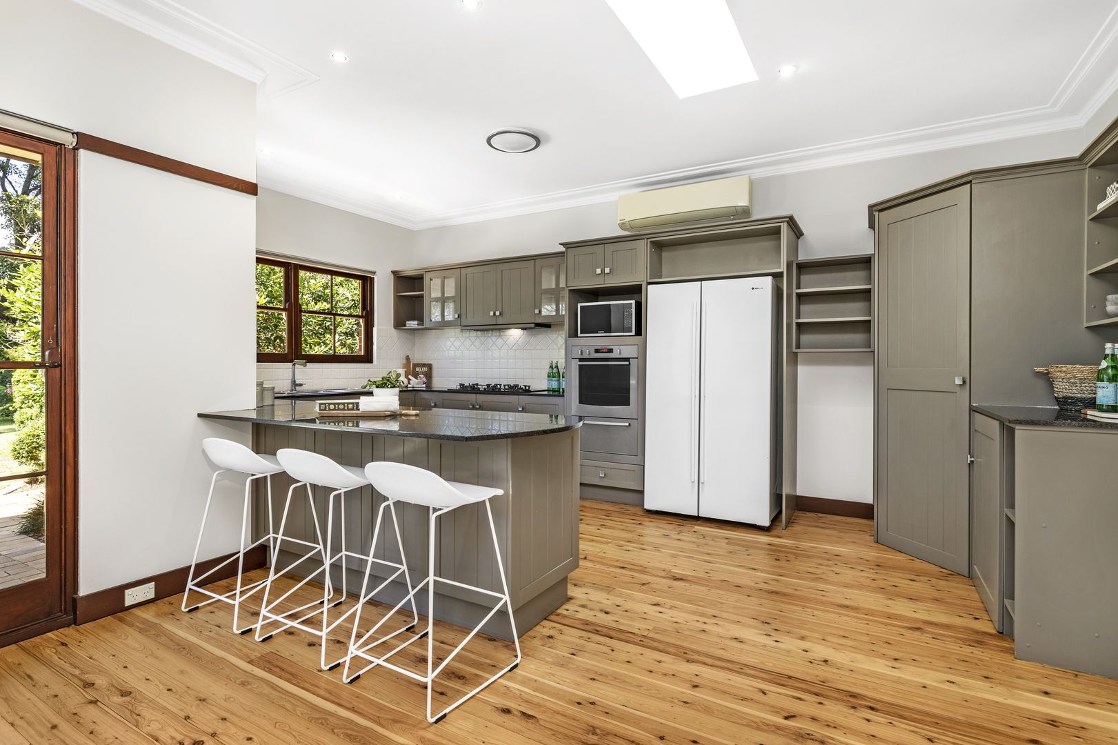 26 Fig Tree Street, Lane Cove NSW 2066, Image 2