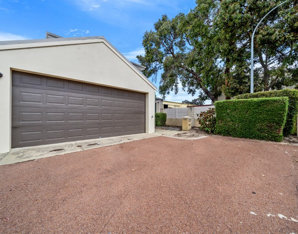 42/191 Railway Avenue, Kelmscott WA 6111