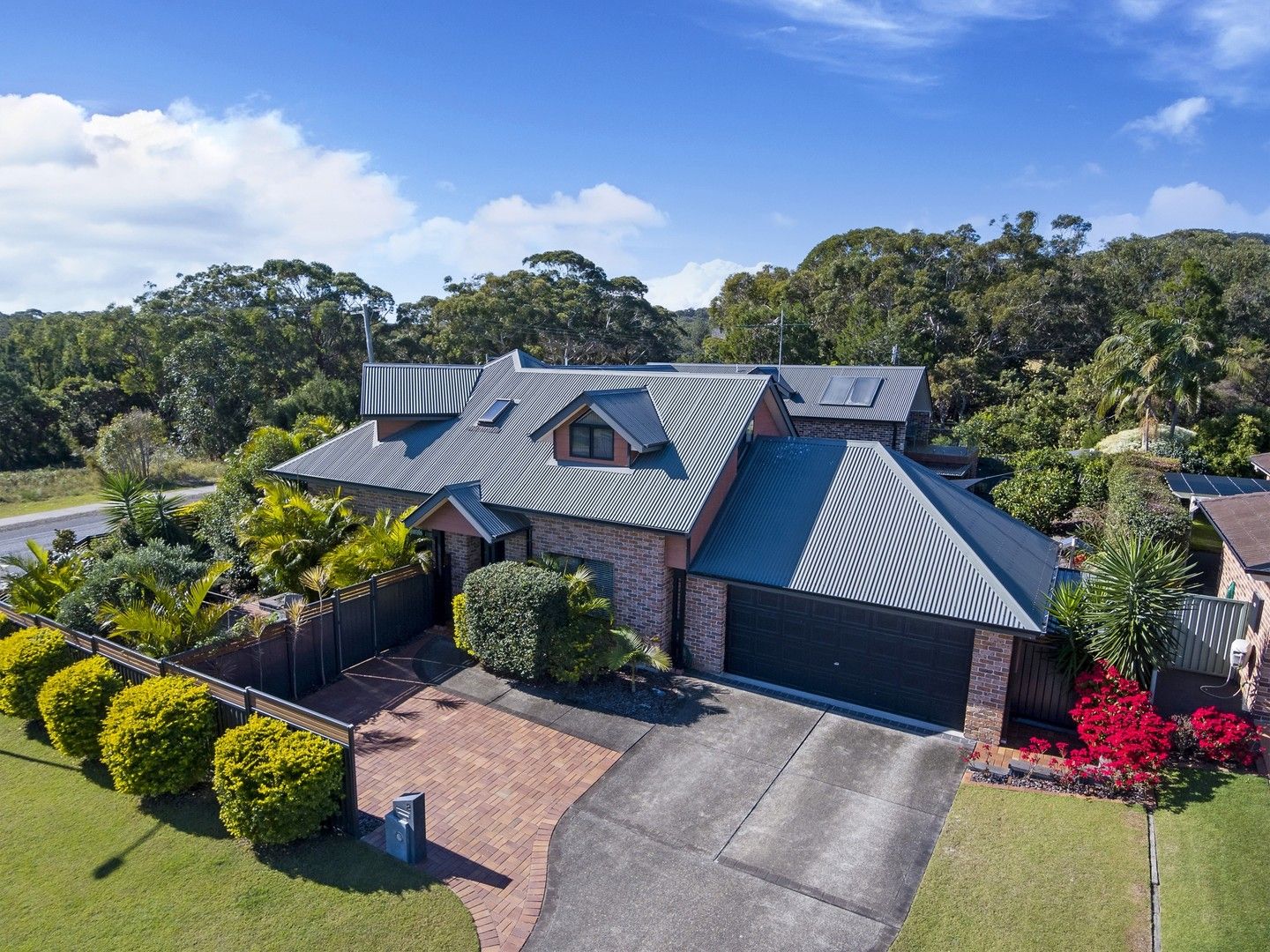 2 Waianbar Avenue, South West Rocks NSW 2431, Image 0