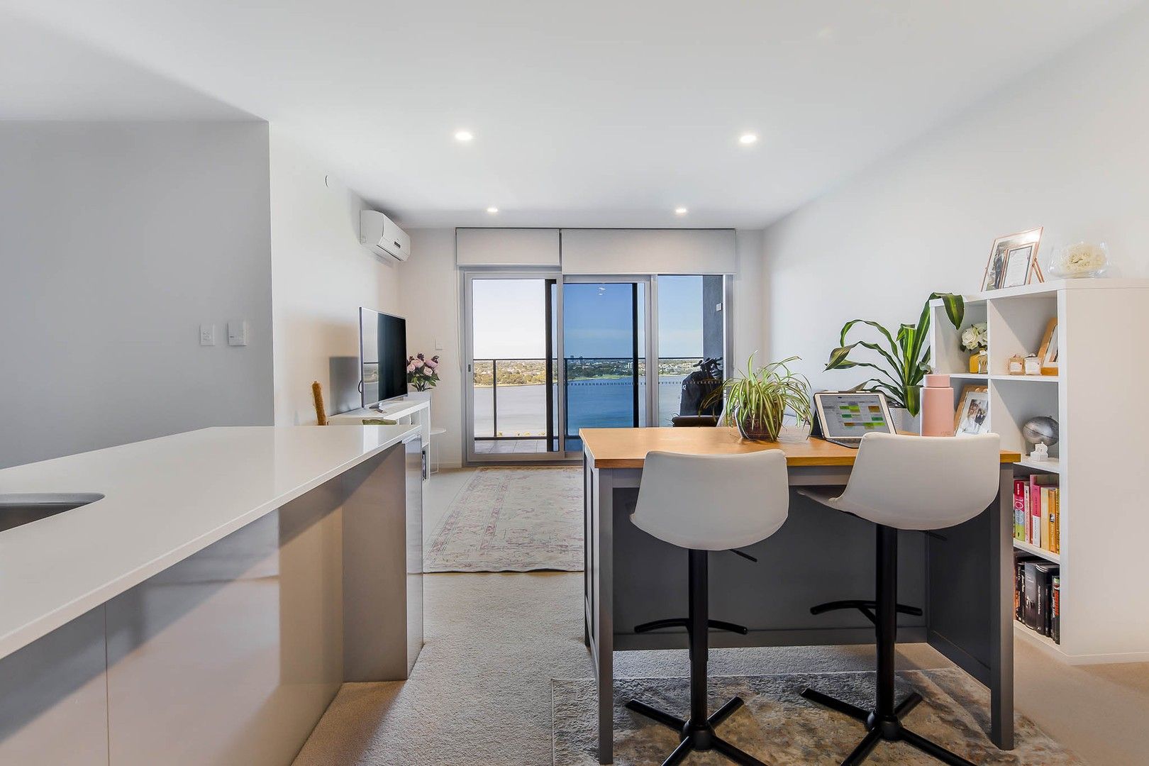 2 bedrooms Apartment / Unit / Flat in 1608/63 Adelaide Terrace PERTH WA, 6000