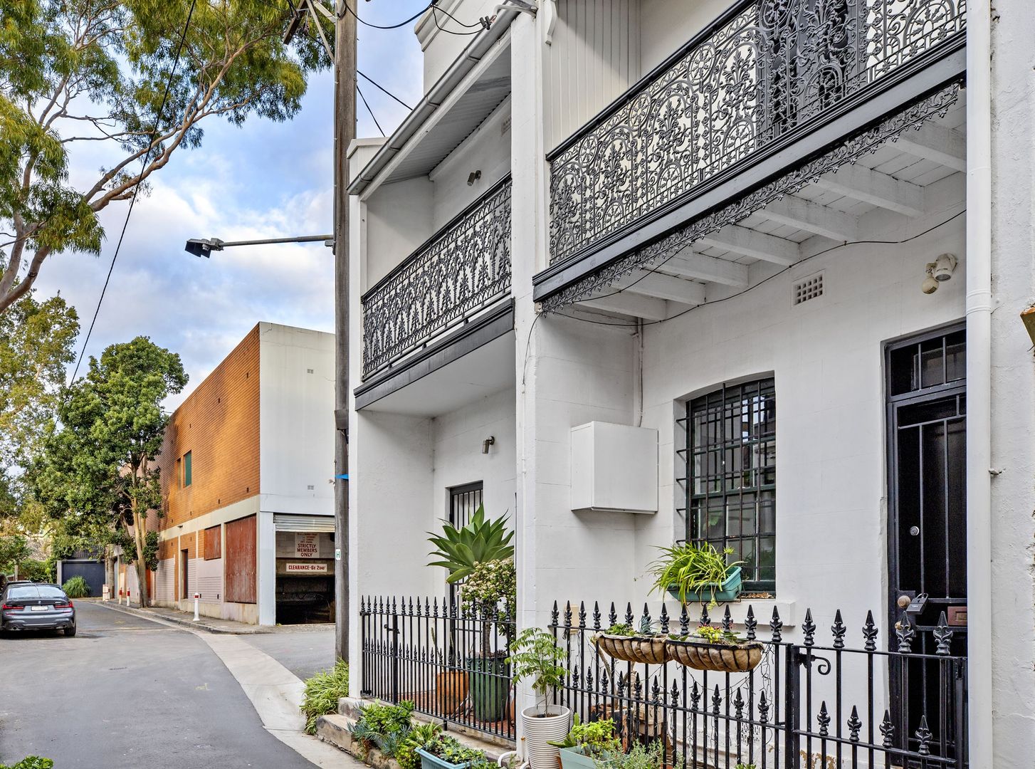 2 bedrooms House in 1 Weedon Avenue PADDINGTON NSW, 2021