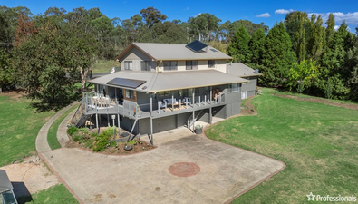 Picture of 16 Dangarsleigh Road, ARMIDALE NSW 2350
