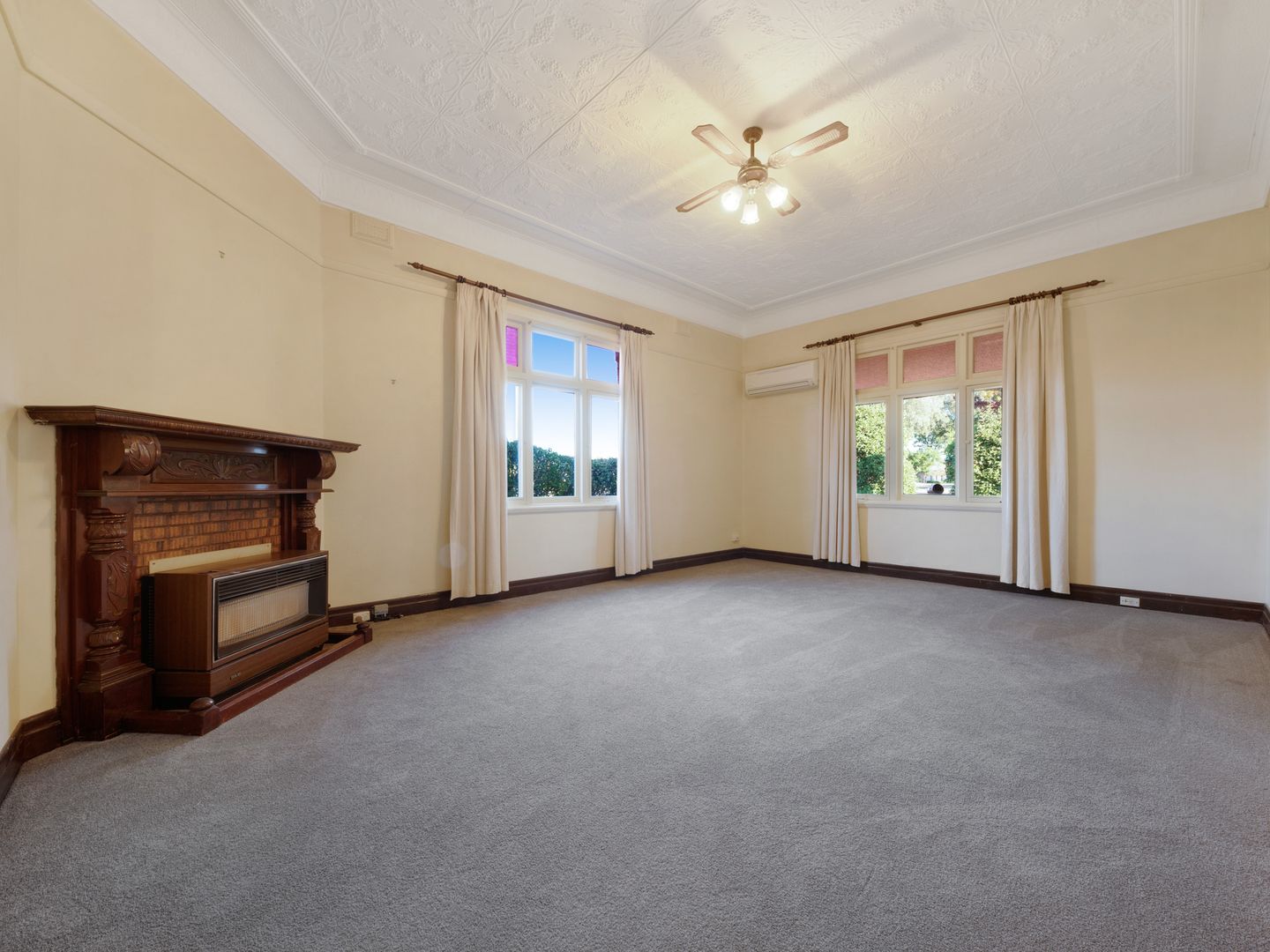 68 Rowan Street, Wangaratta VIC 3677 House For Rent Domain