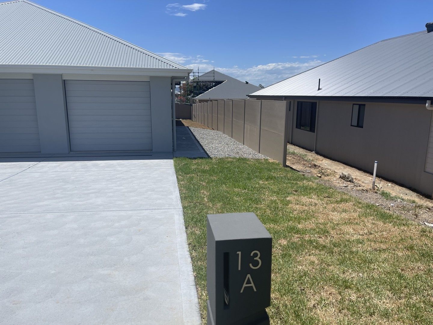 2 bedrooms Apartment / Unit / Flat in 2/13 Oxley Road NORTH ROTHBURY NSW, 2335