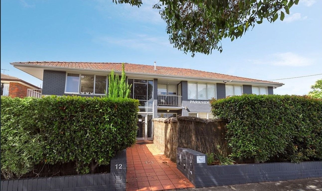 2 bedrooms Apartment / Unit / Flat in 2/12 Dalny Road MURRUMBEENA VIC, 3163