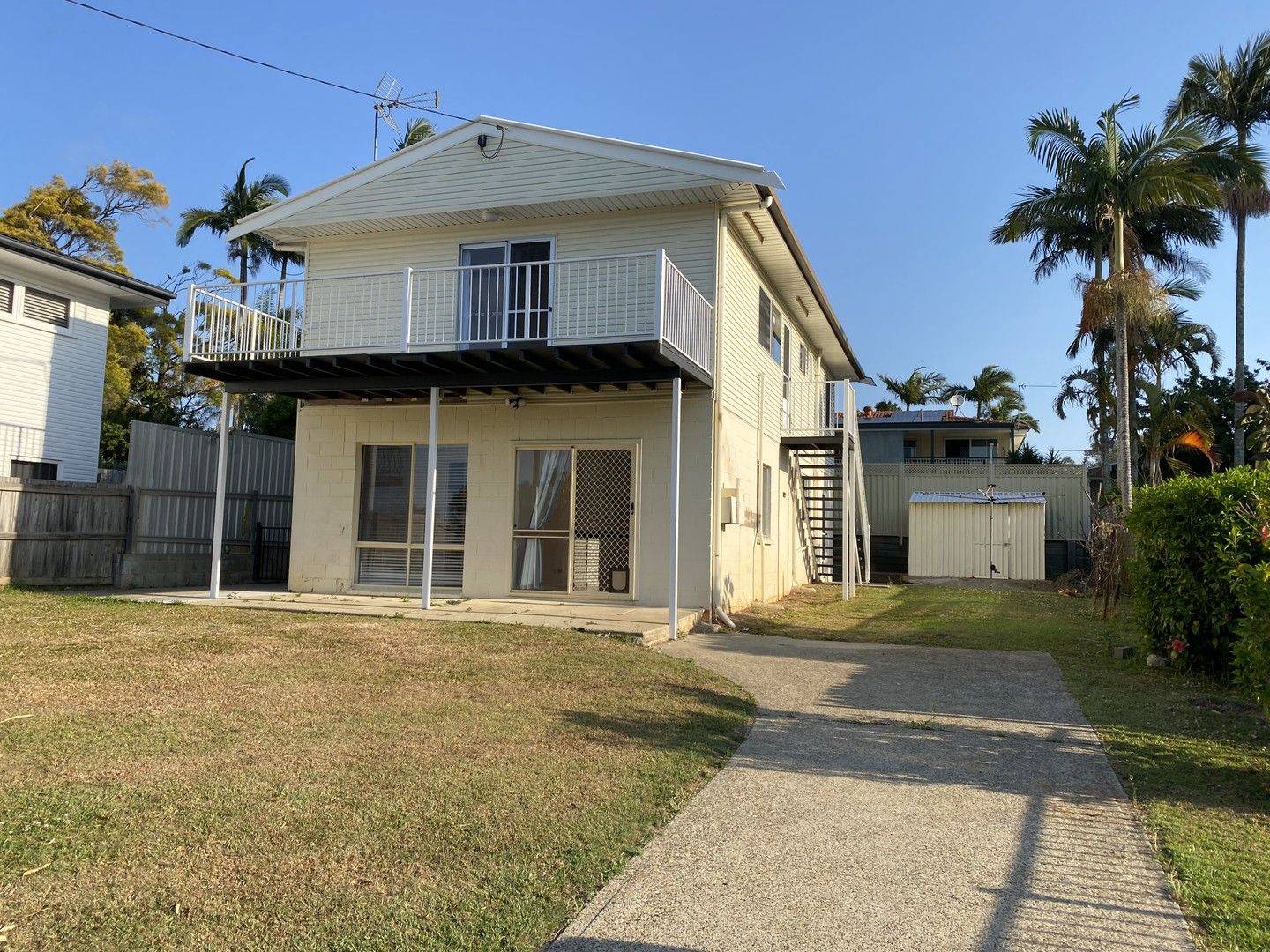 2 bedrooms Townhouse in 1/14 Nyora Street SOUTHPORT QLD, 4215