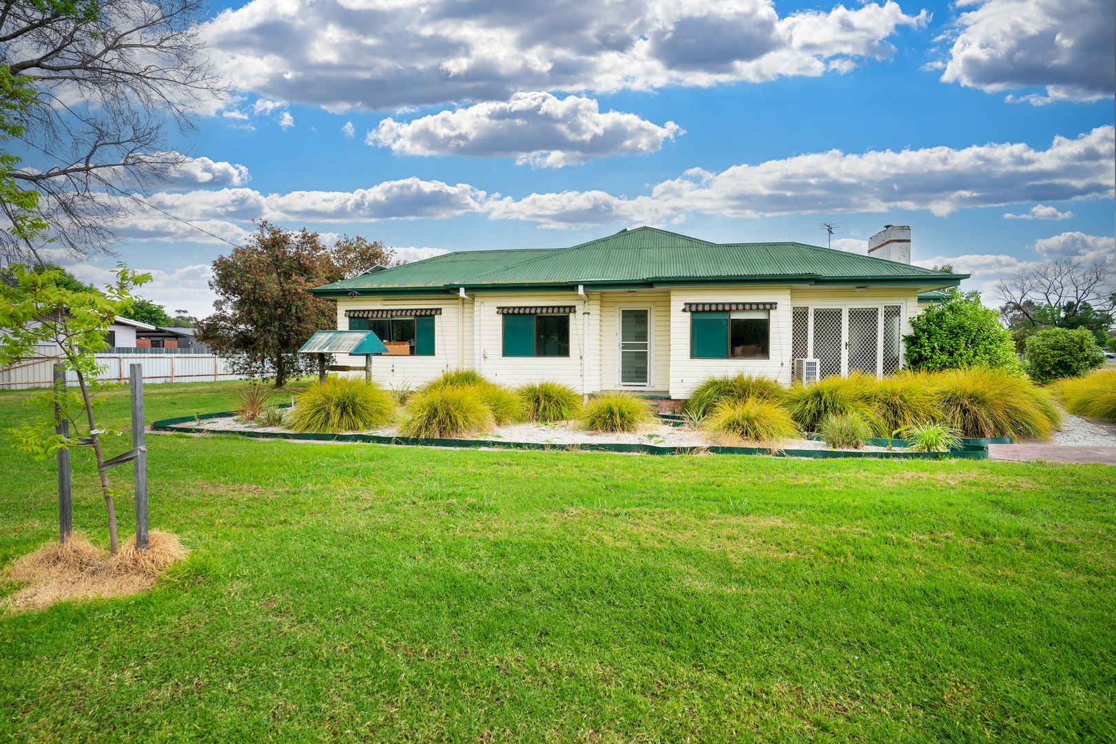 29 Young Street, Holbrook NSW 2644 Domain