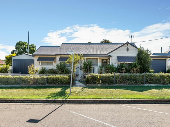 19 Quarrybylong Street, Cessnock NSW 2325