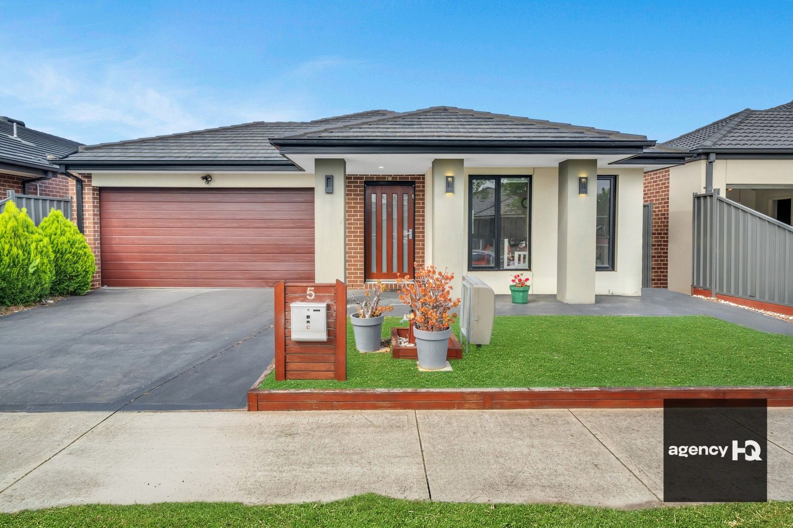 4 bedrooms House in 5 Radiance Street TARNEIT VIC, 3029