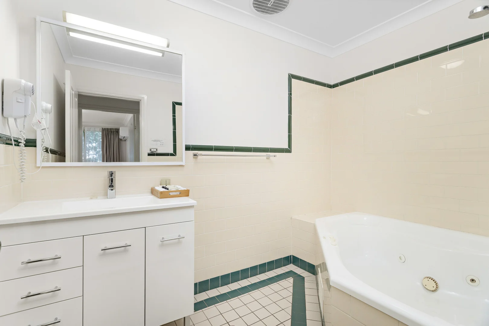 Additional image 10 of 19/129 Terralong Street, Kiama NSW 2533