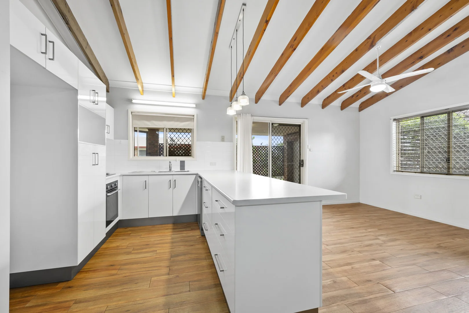 Additional image 2 of 6 Grant Place, Emerald QLD 4720