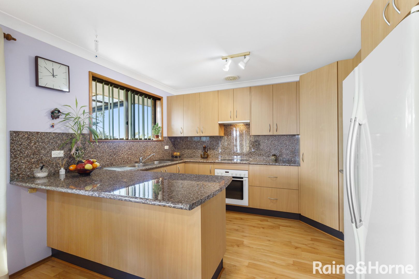 6 Hilltop Crescent, Mollymook Beach NSW 2539, Image 1