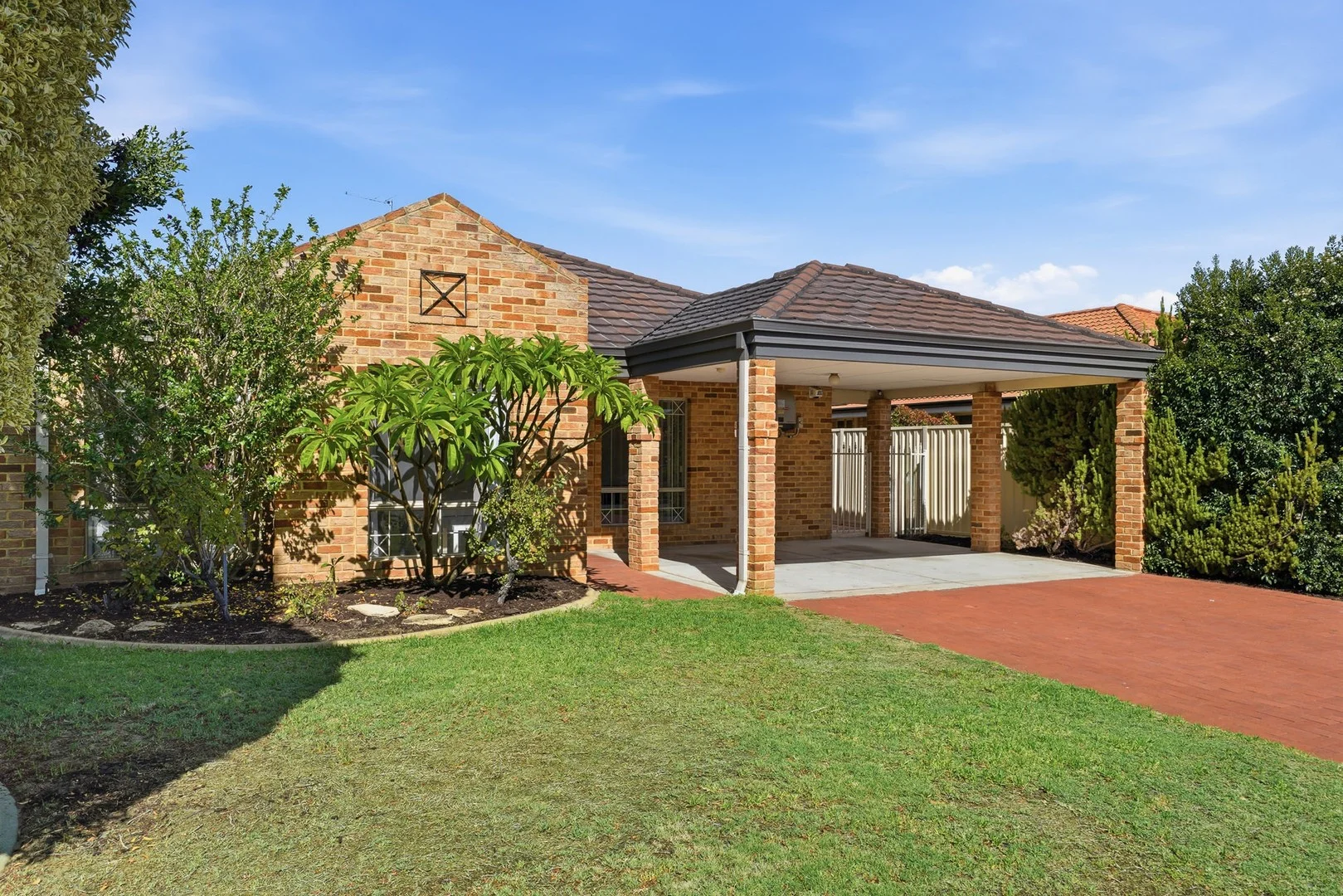 11 Estcourt Road, Redcliffe WA 6104