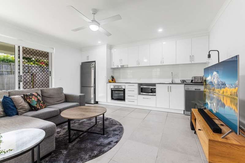 2 bedrooms Semi-Detached in 18b Bonaparte Place PALMWOODS QLD, 4555