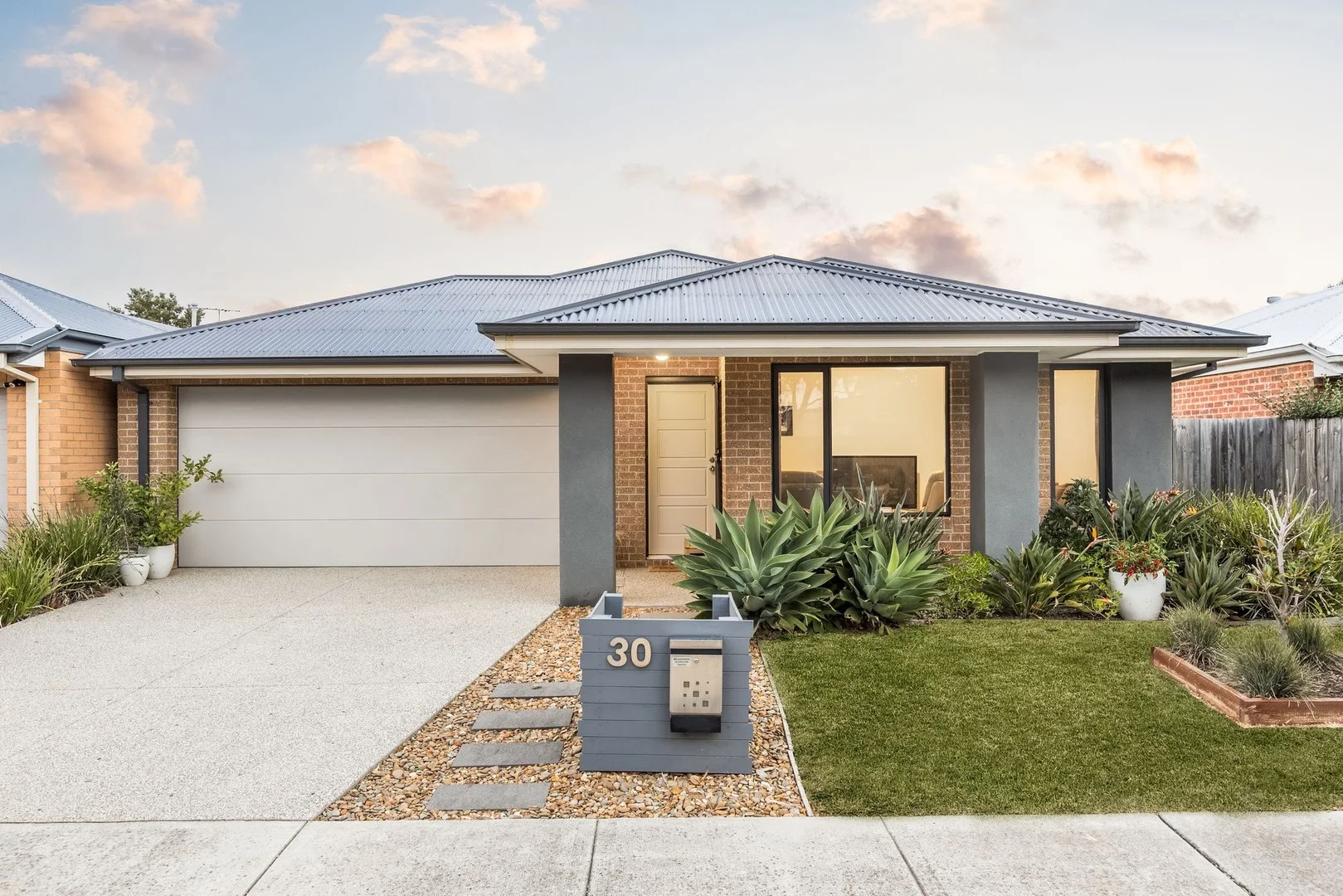 Primary image of 30 Rocky Point Road, Armstrong Creek VIC 3217