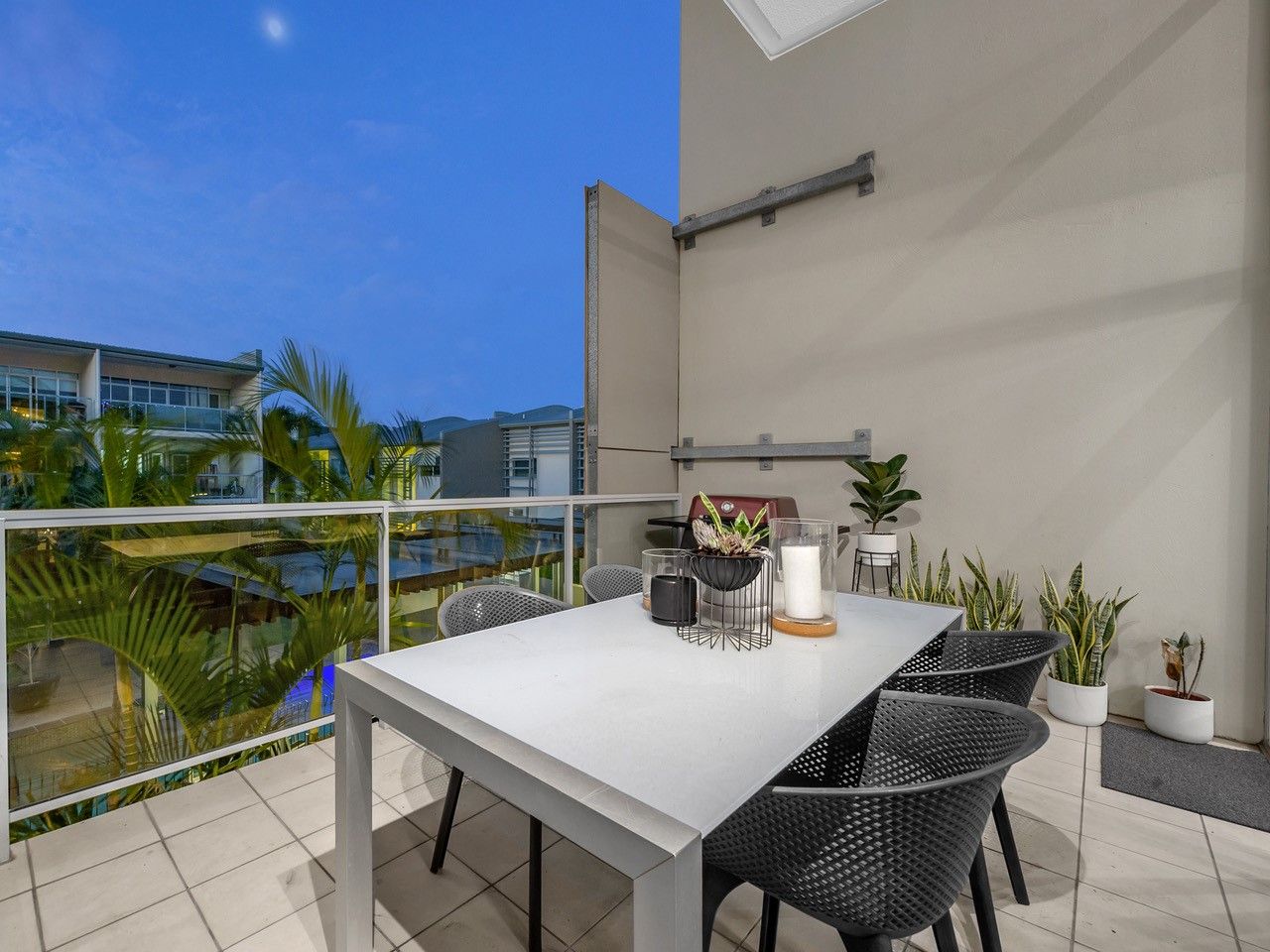 56/21 Love Street, Bulimba QLD 4171, Image 2