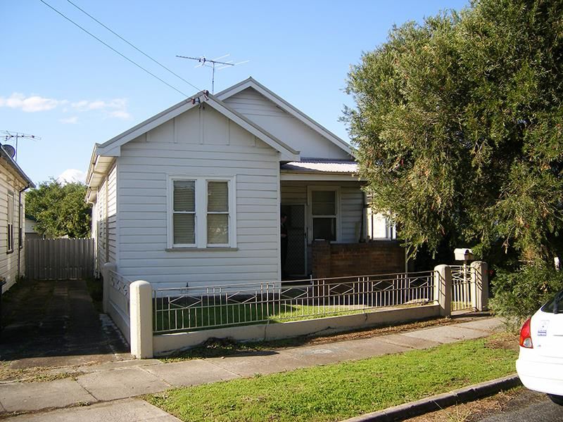 1/15 Vera Street, Waratah NSW 2298, Image 0