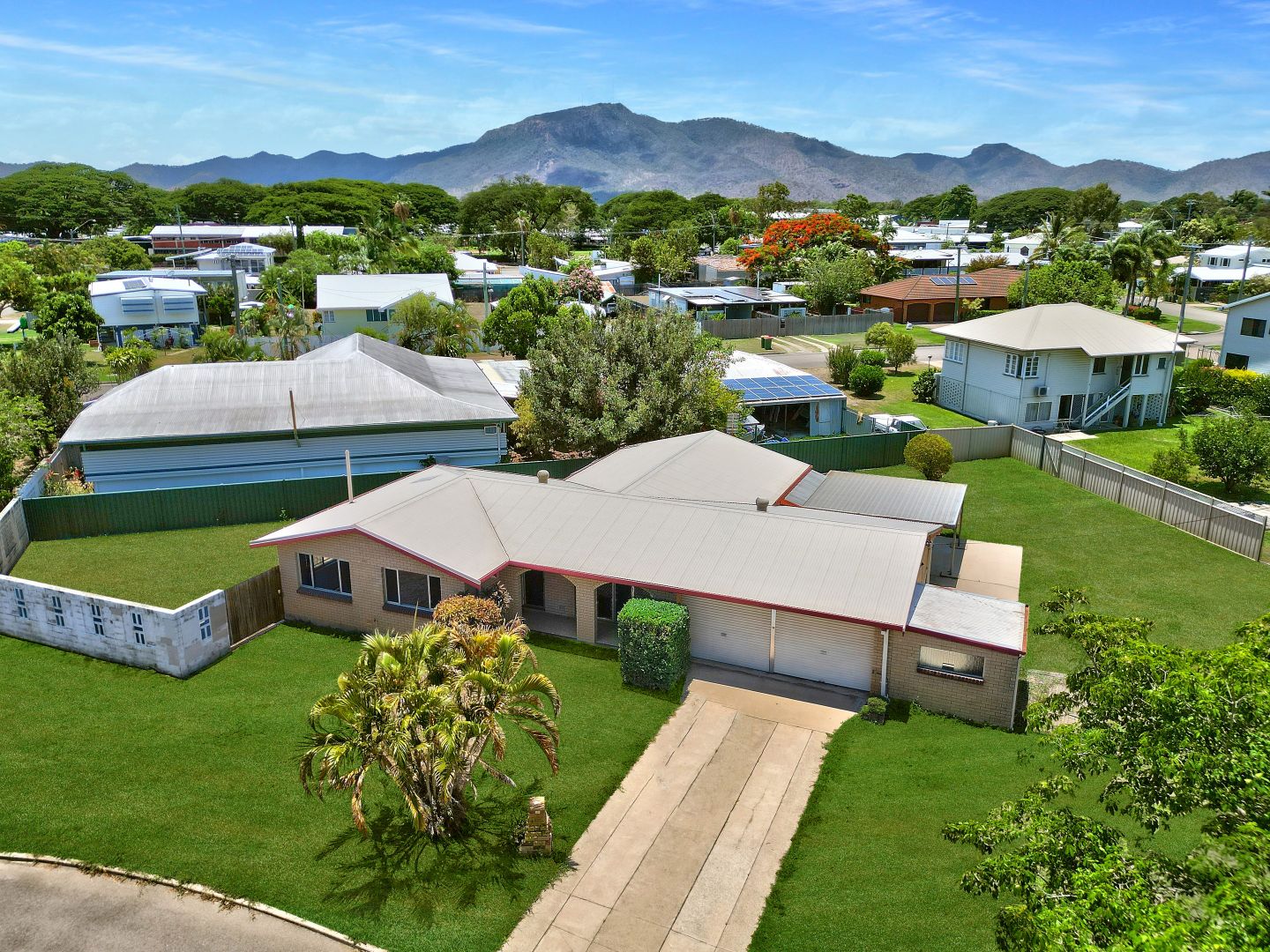 12 Bartlett Avenue, Mundingburra QLD 4812, Image 1