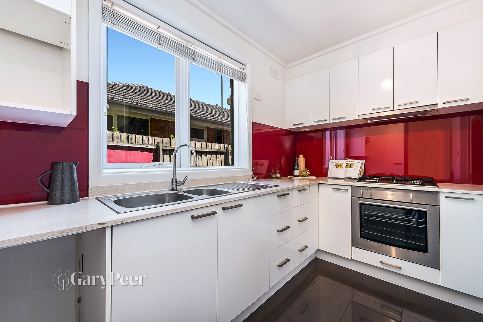 8/214 Kambrook Road, Caulfield VIC 3162, Image 1