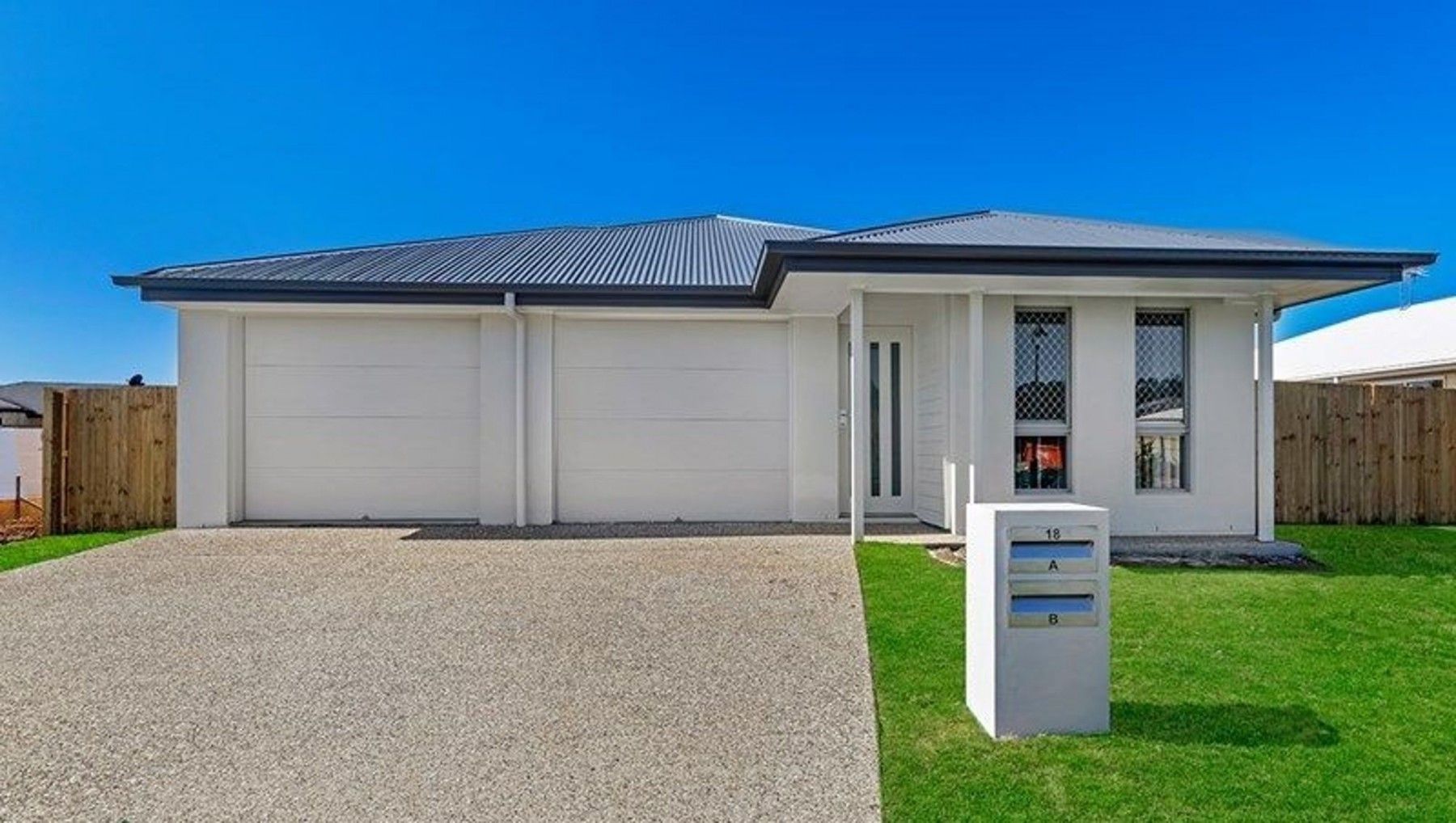 2 bedrooms House in 18B Courtie Street BELLMERE QLD, 4510