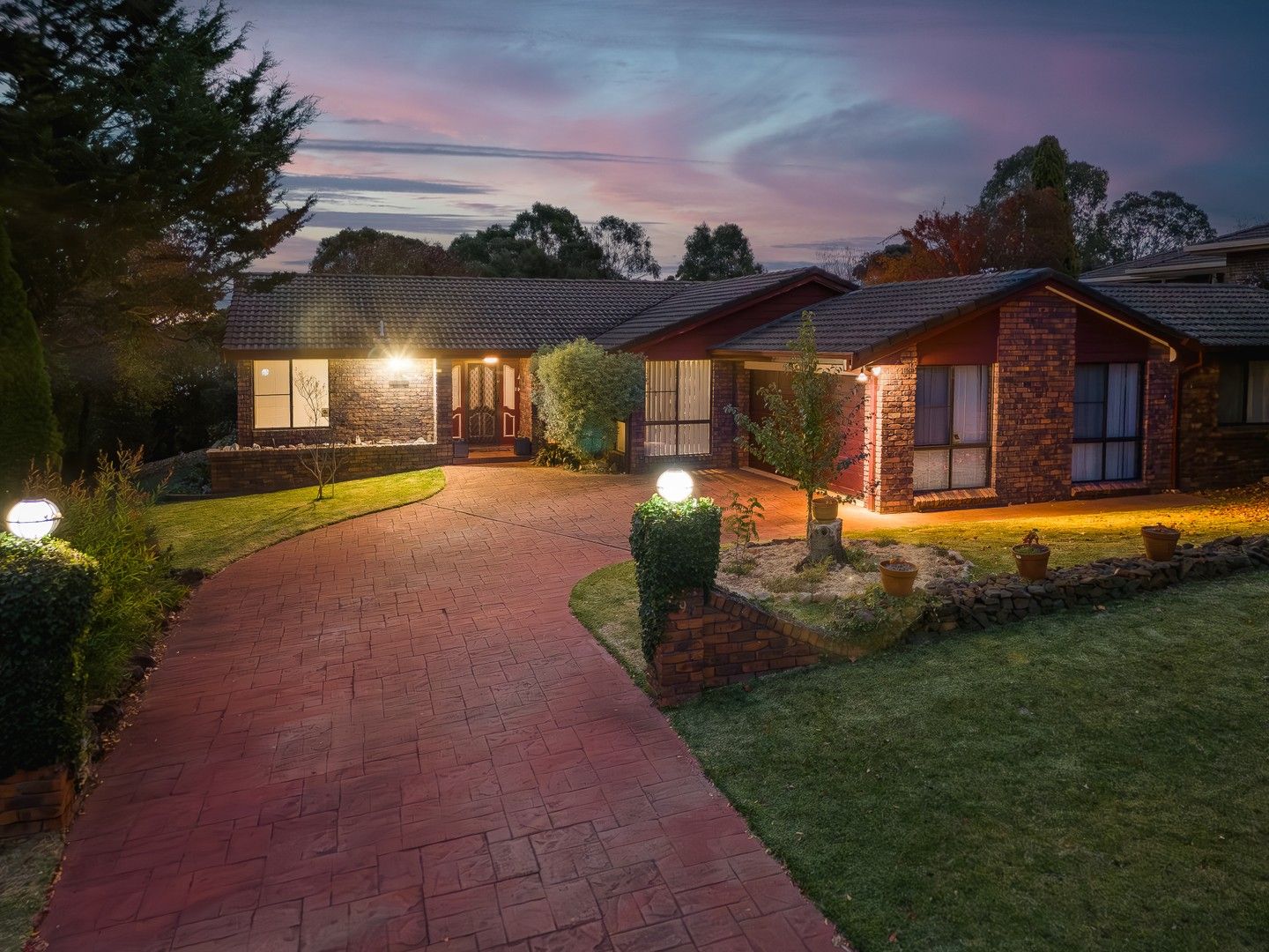 9 Eulahbar Crescent, Armidale NSW 2350, Image 0