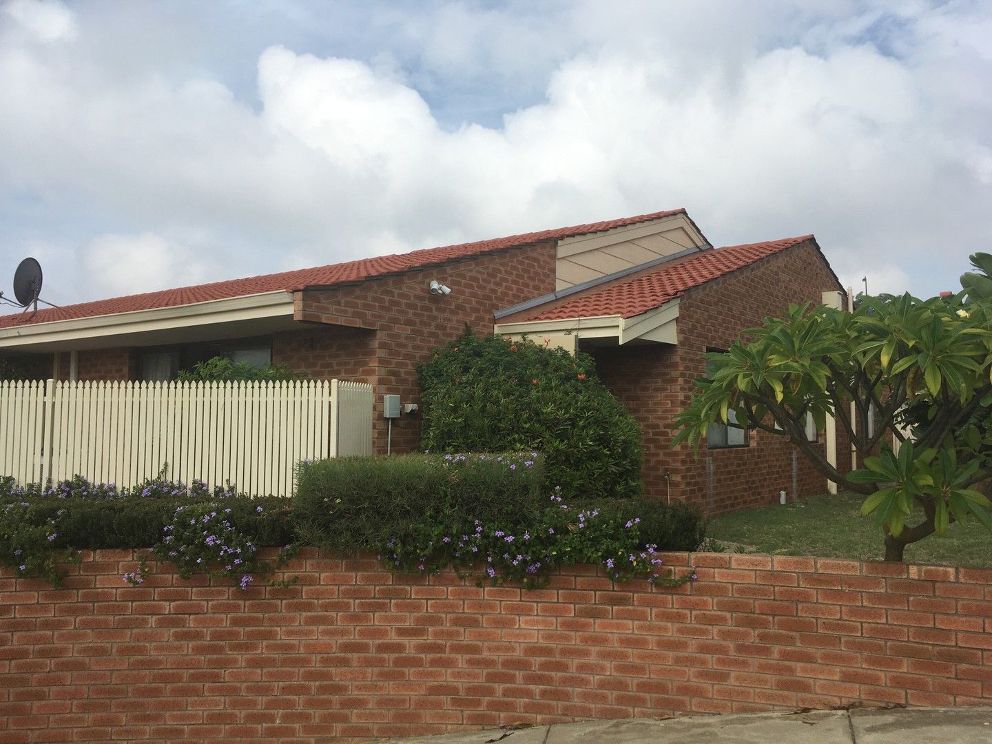 3 bedrooms House in 1/16-18 Money Road ATTADALE WA, 6156