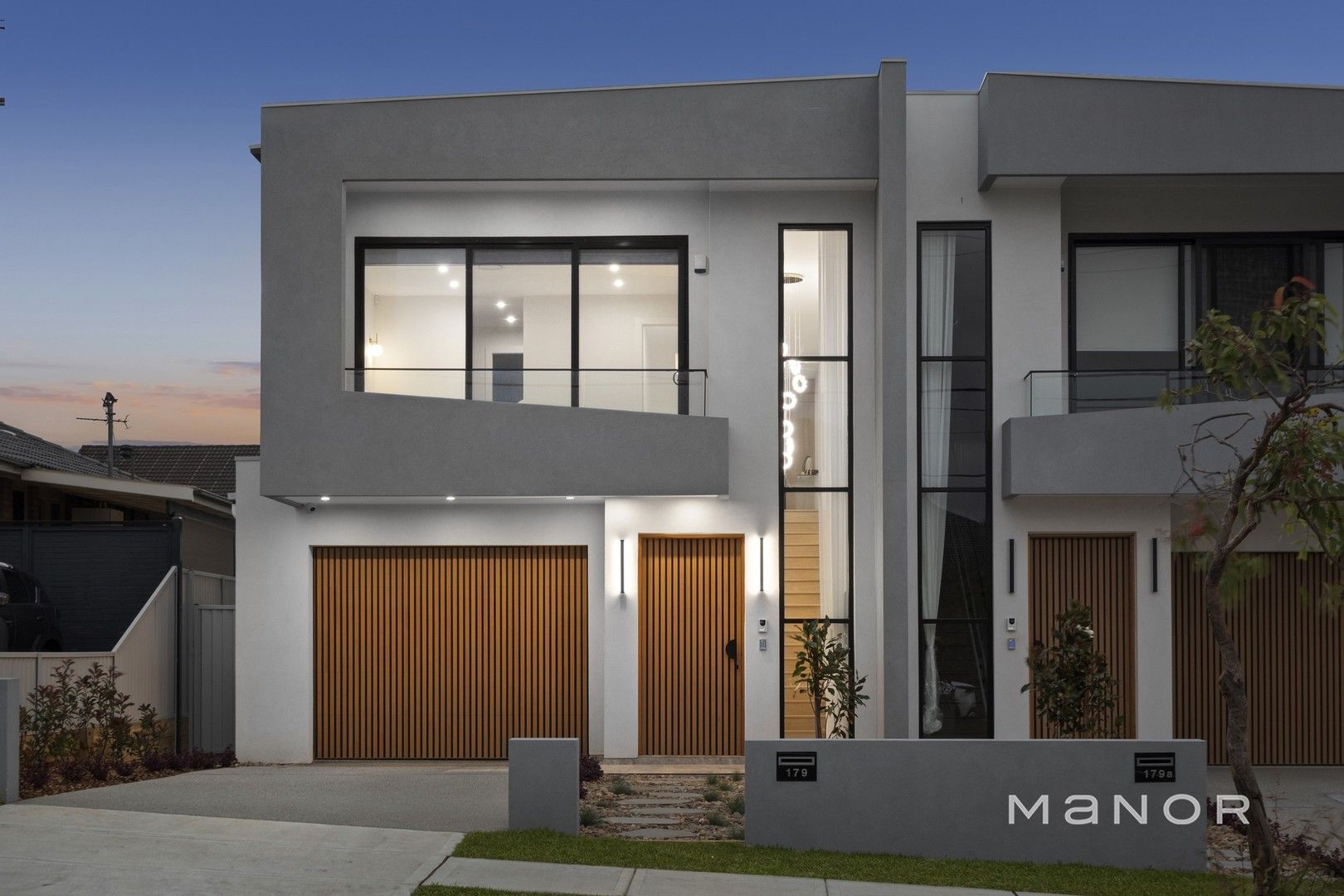 5 bedrooms House in 179 Caroline Chisholm Drive WINSTON HILLS NSW, 2153