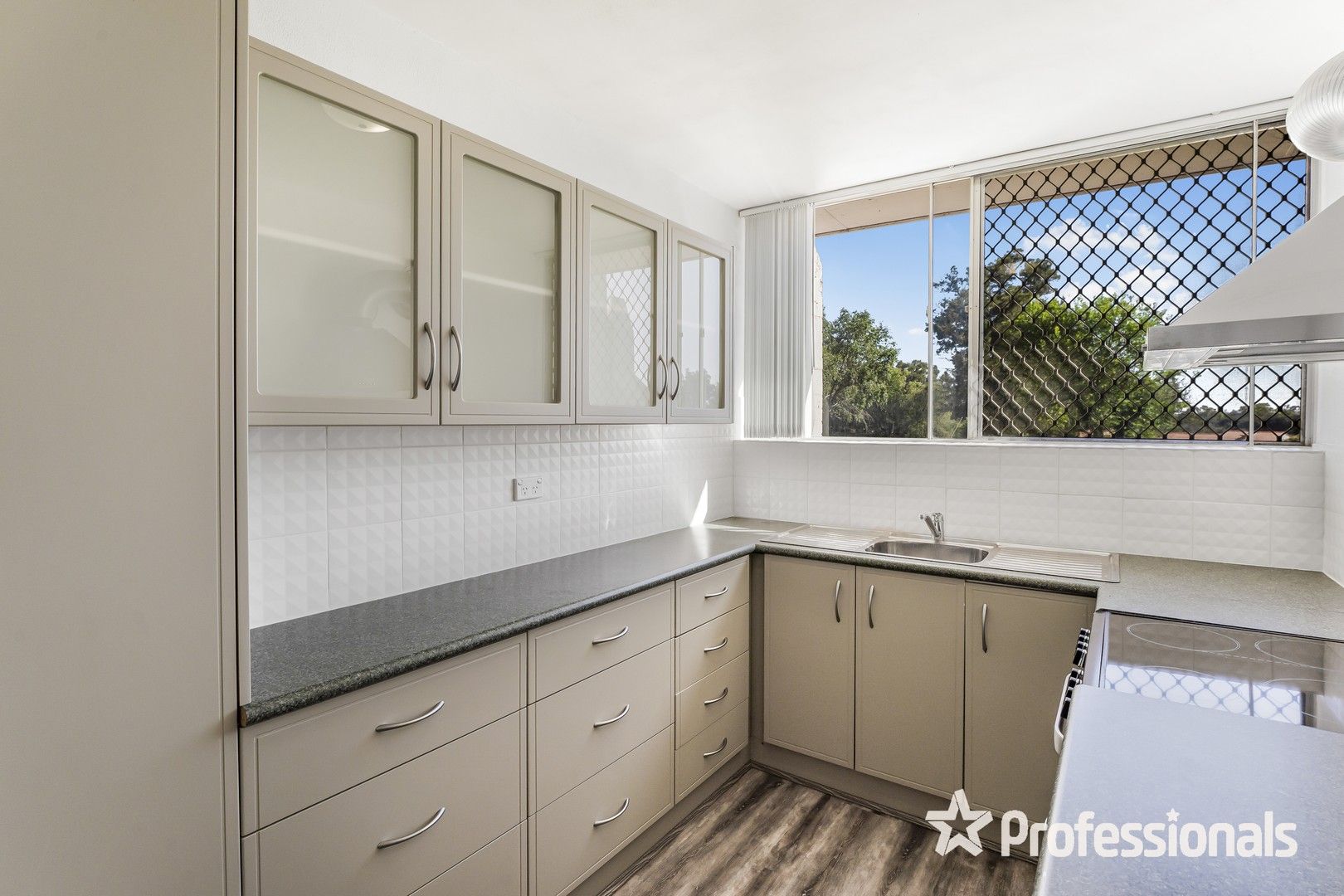 2 bedrooms Apartment / Unit / Flat in 104/12 Wall Street MAYLANDS WA, 6051