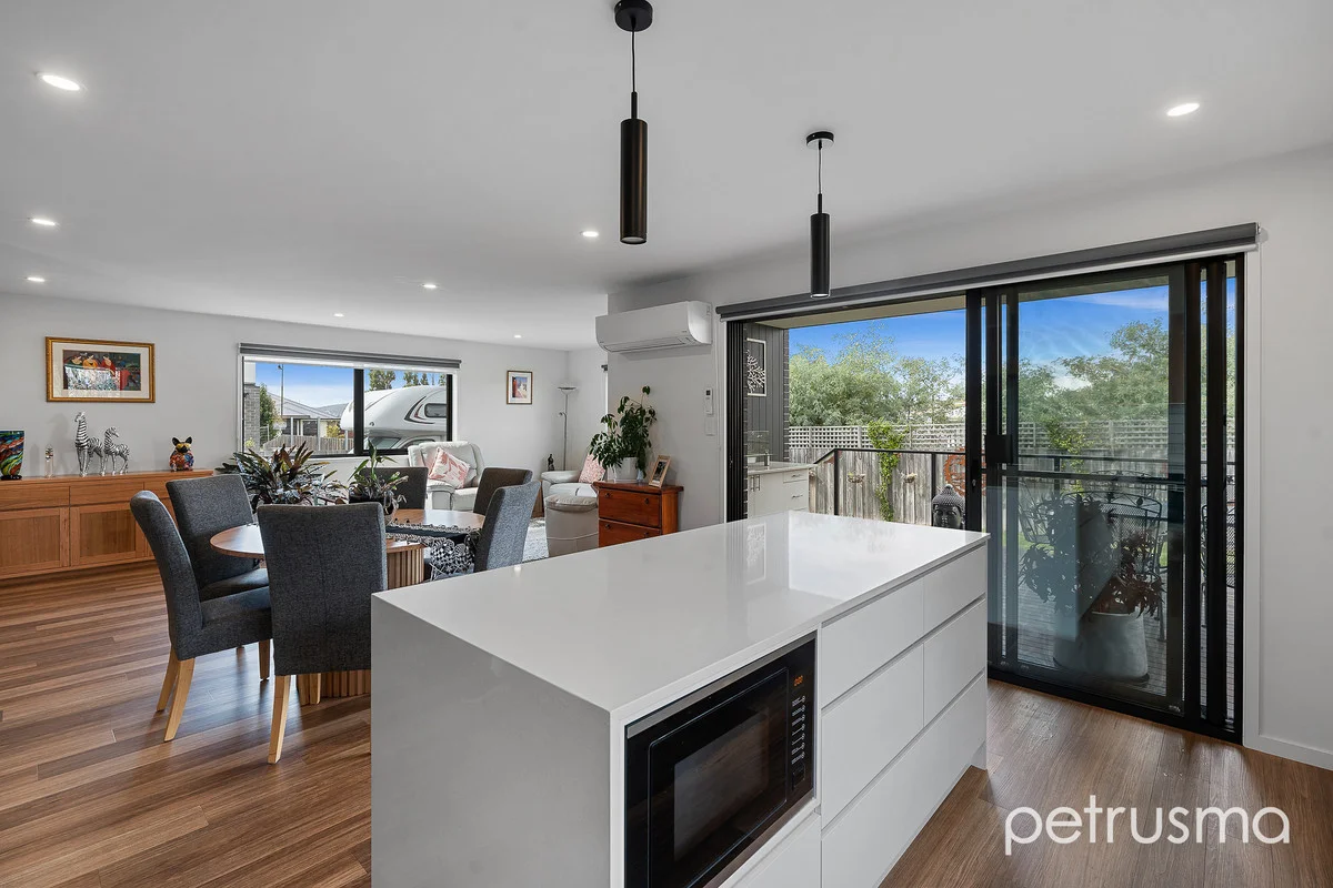 Additional image 7 of 4 Lagoon View Court, Midway Point TAS 7171