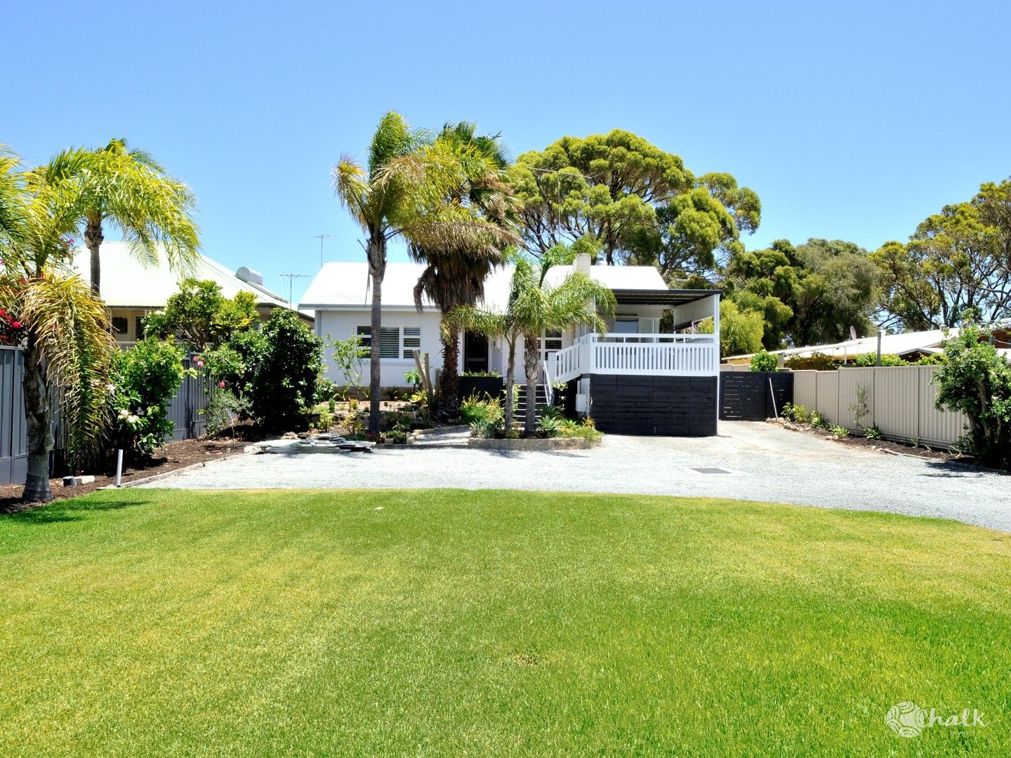3 bedrooms House in 53 Safety Bay Road SHOALWATER WA, 6169