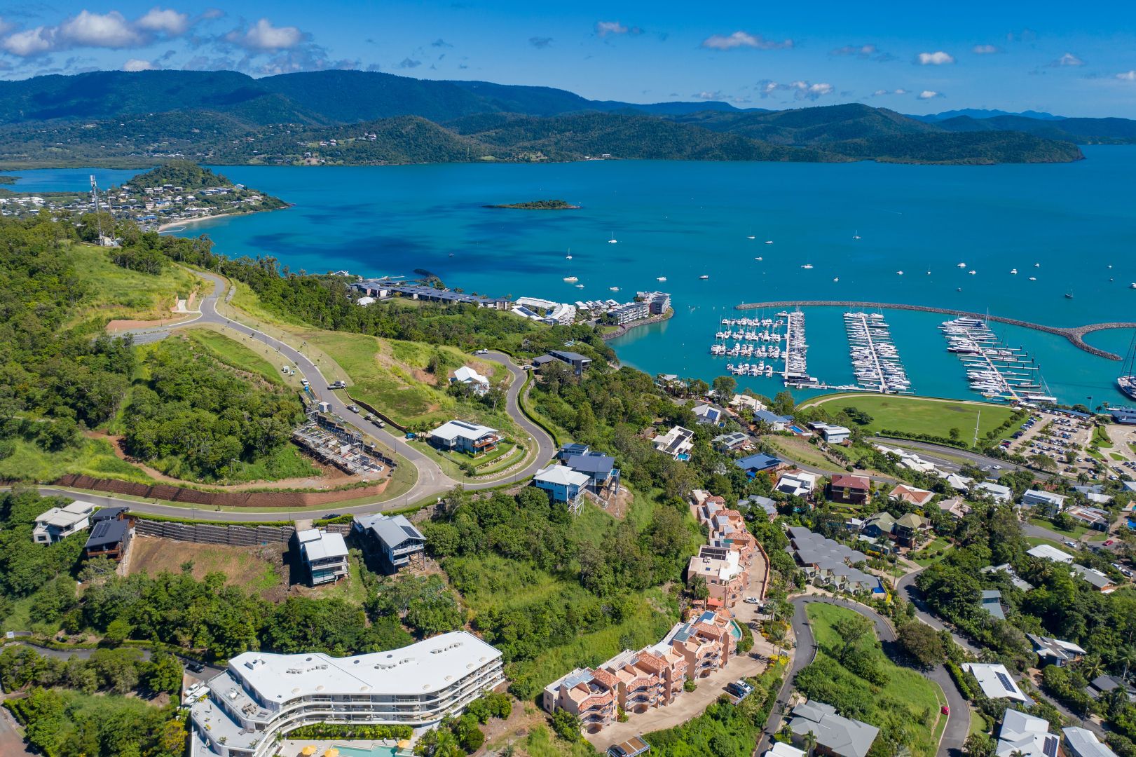 48 Seaview Drive, Airlie Beach QLD 4802, Image 2