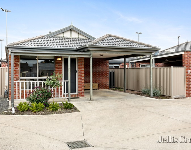 13 Tristan Drive, Sebastopol VIC 3356