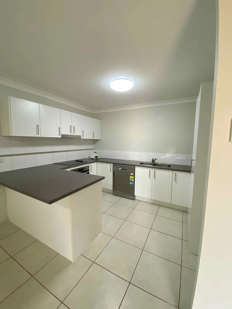 Additional image 10 of 8 Lord street, Memerambi QLD 4610