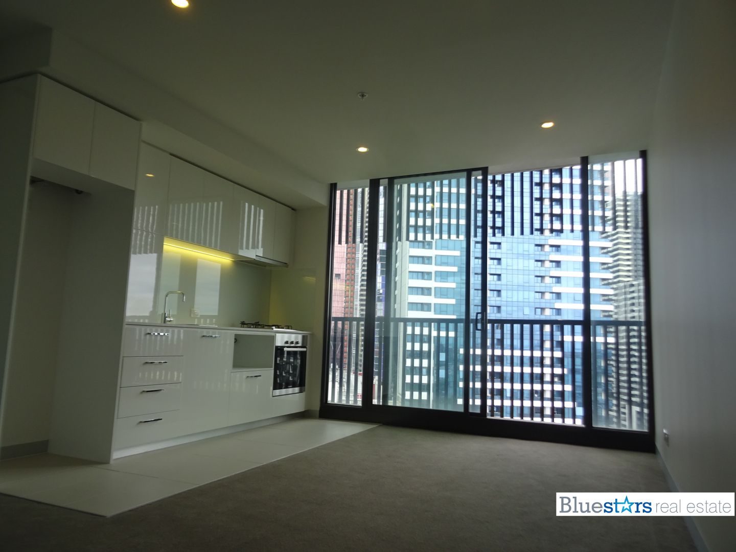 1 bedrooms Apartment / Unit / Flat in 1806/6 Leicester Street CARLTON VIC, 3053