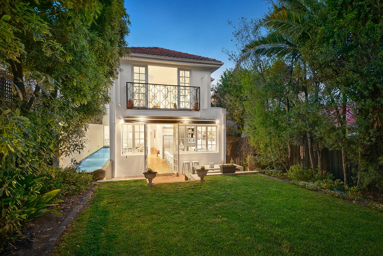 8 Ruabon Road, Toorak VIC 3142, Image 0