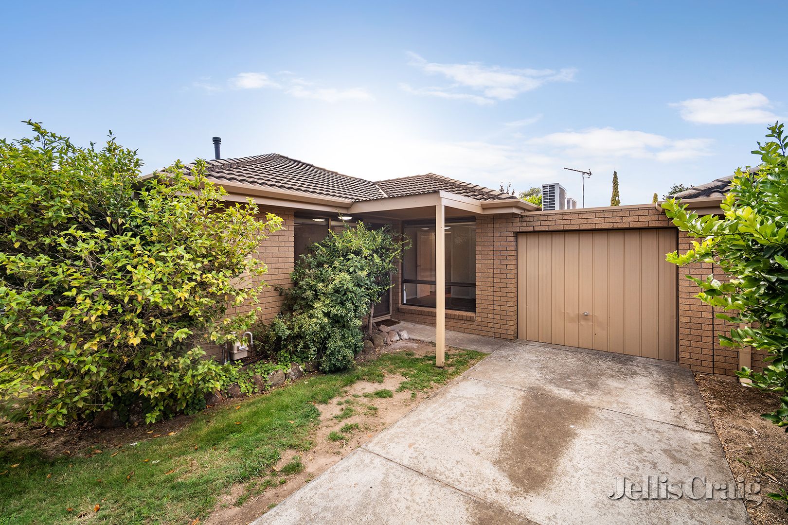 2/120 Cuthberts Road, Alfredton VIC 3350