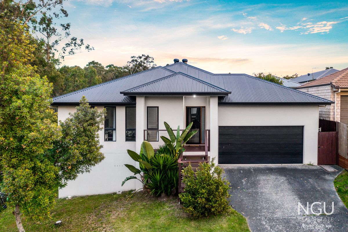 4 bedrooms House in 17 Kondalilla Cresent SPRINGFIELD LAKES QLD, 4300