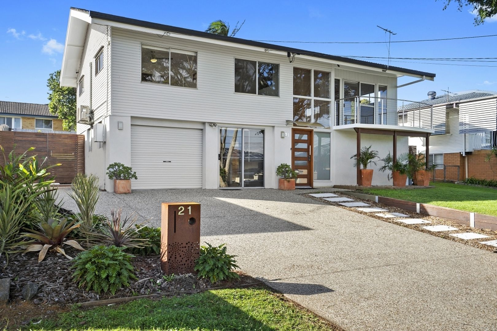 21 Leadale Street, Wynnum West QLD 4178, Image 0