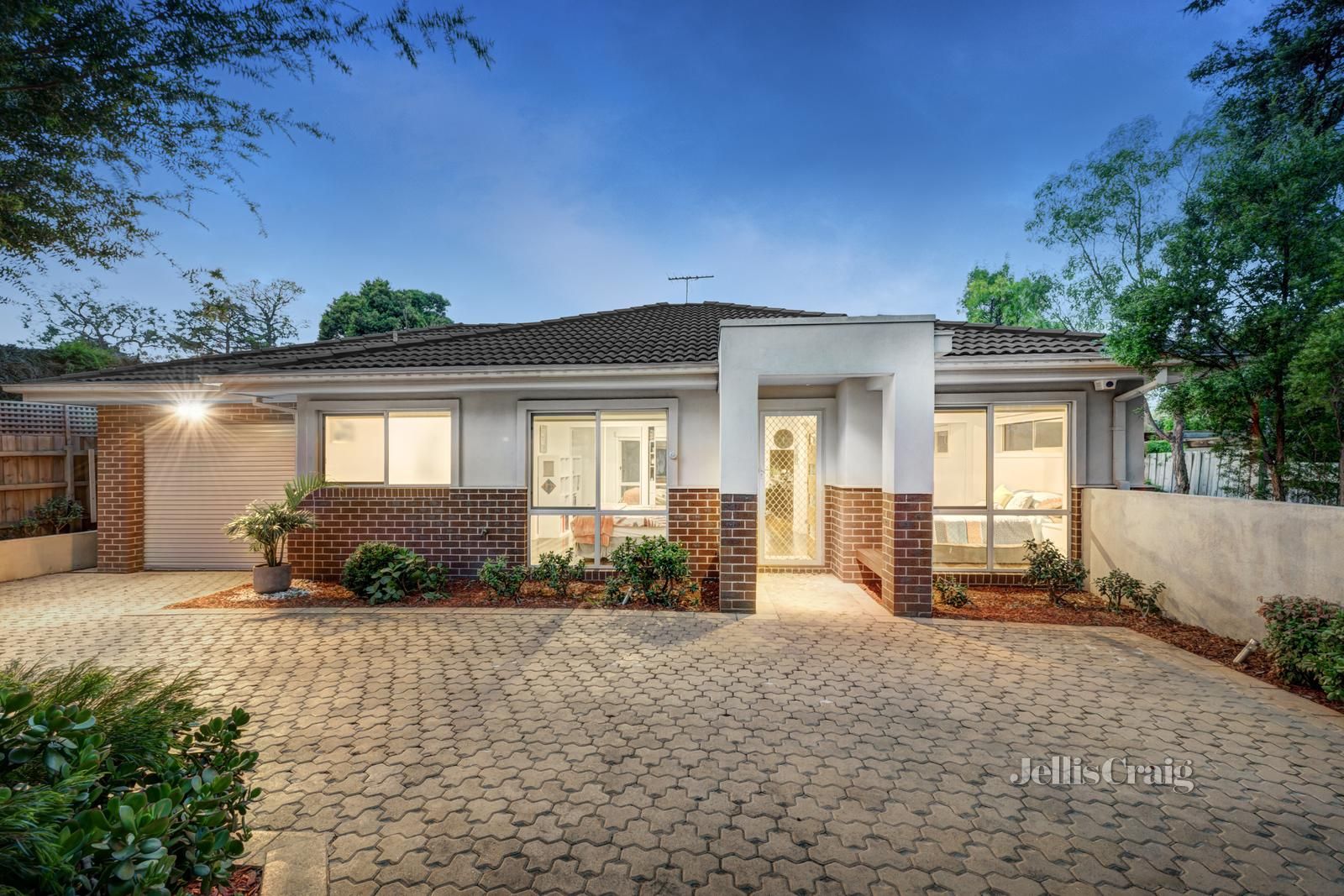 1/335 Canterbury Road, Forest Hill VIC 3131, Image 0