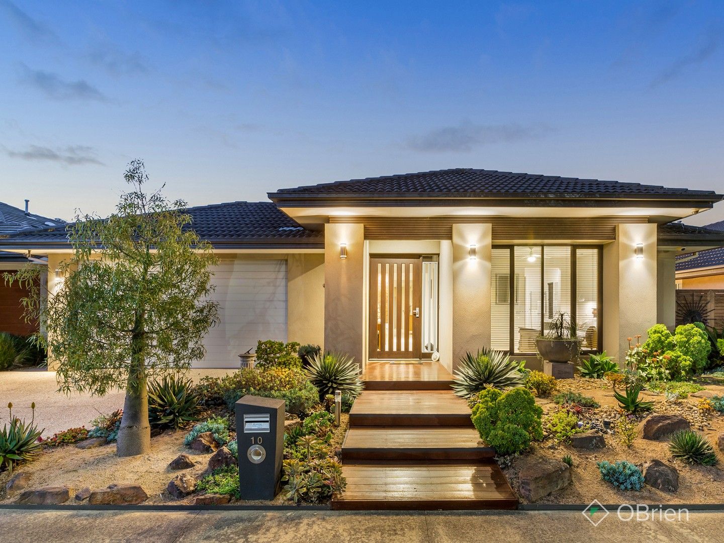 10 Killara Court, Sandhurst VIC 3977, Image 0