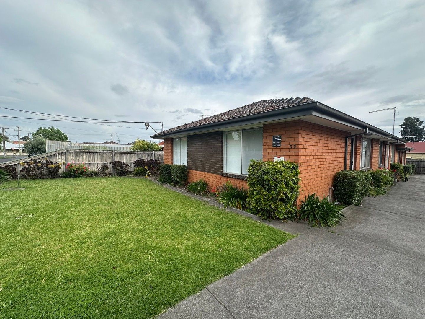 2 bedrooms Apartment / Unit / Flat in 1/39 Leicester Street PRESTON VIC, 3072