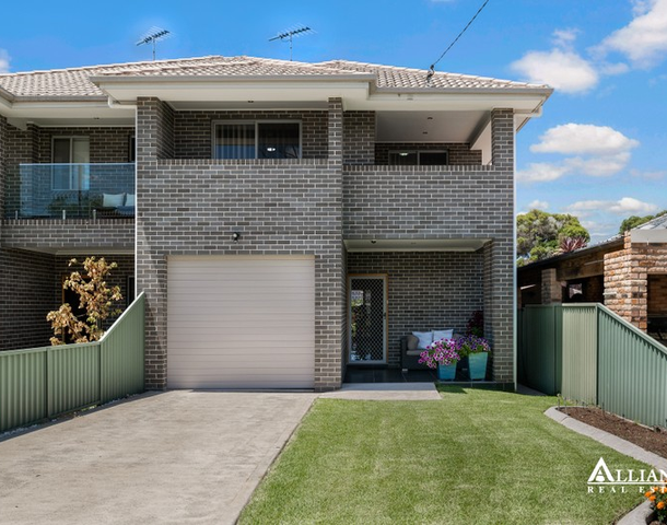 5A Eileen Street, Picnic Point NSW 2213