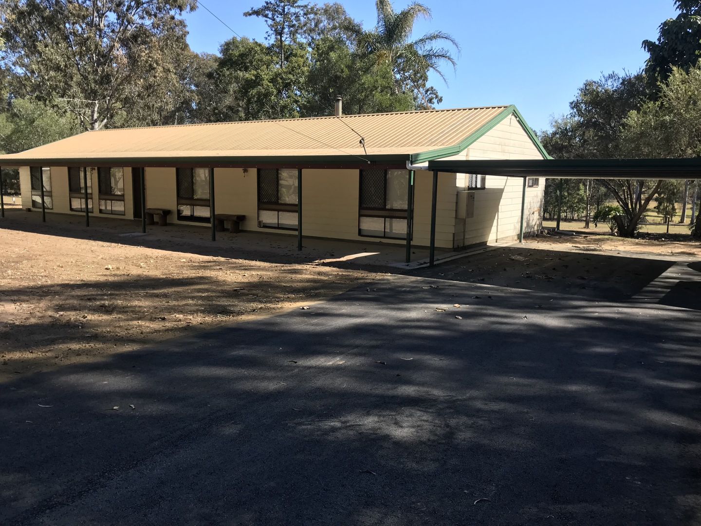 4149 Clifton Drive, North Maclean Property History & Address