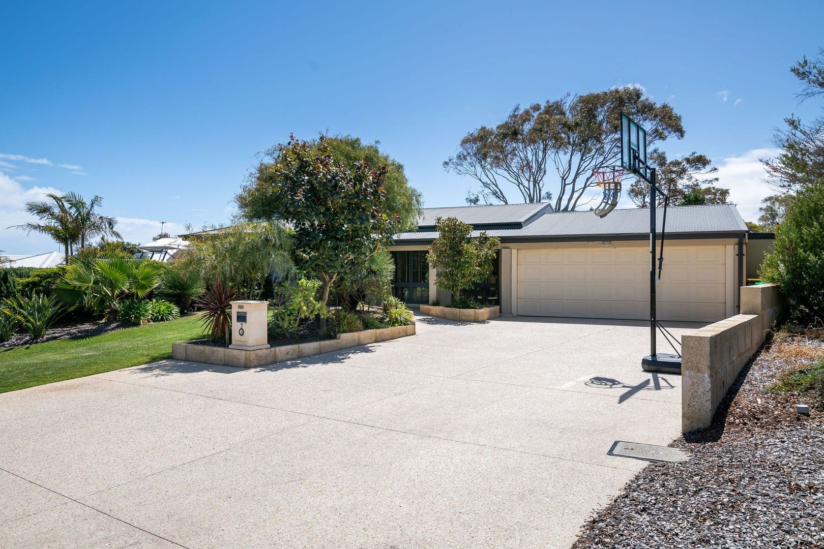 7 Jagoe Court, Marmion WA 6020, Image 0