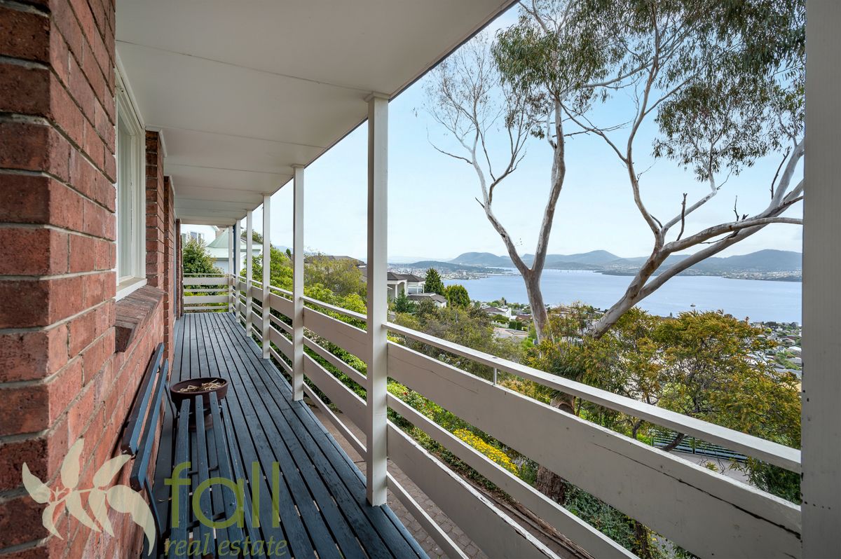 19 Nicholas Drive, Sandy Bay TAS 7005, Image 1