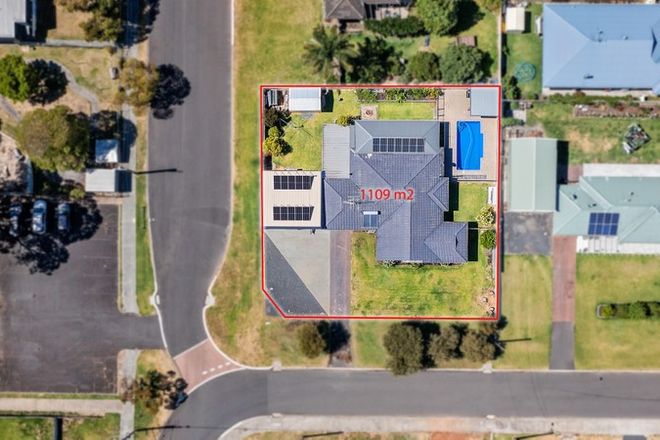 Picture of 9 DOOLAN STREET, DARDANUP WA 6236