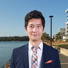 Spencer Zhang, Sales representative